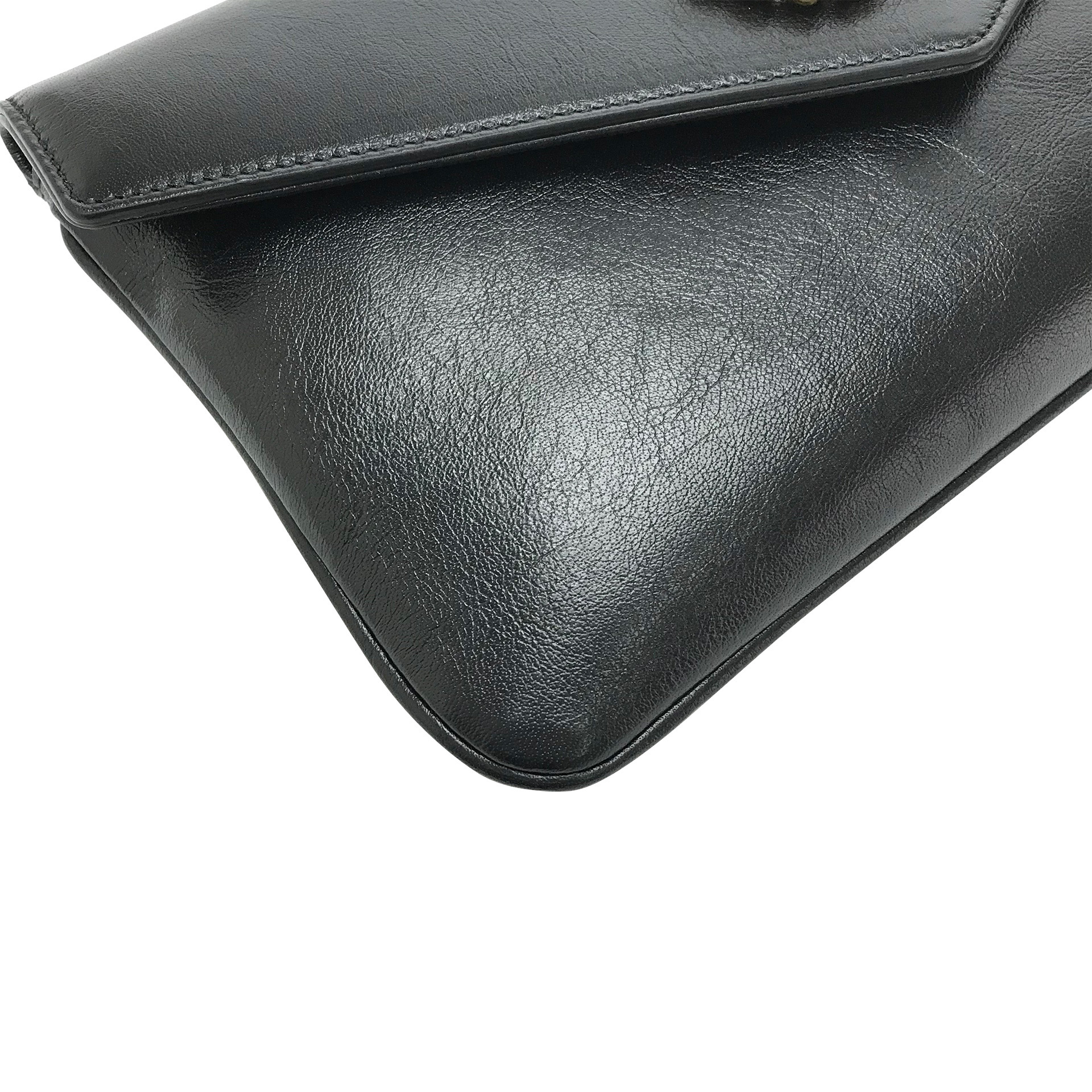 Clutch Gucci Envelope GG Preta