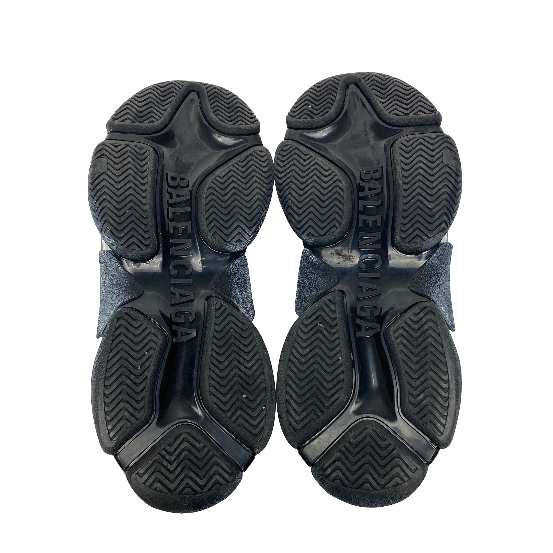 Tênis Balenciaga Triple S