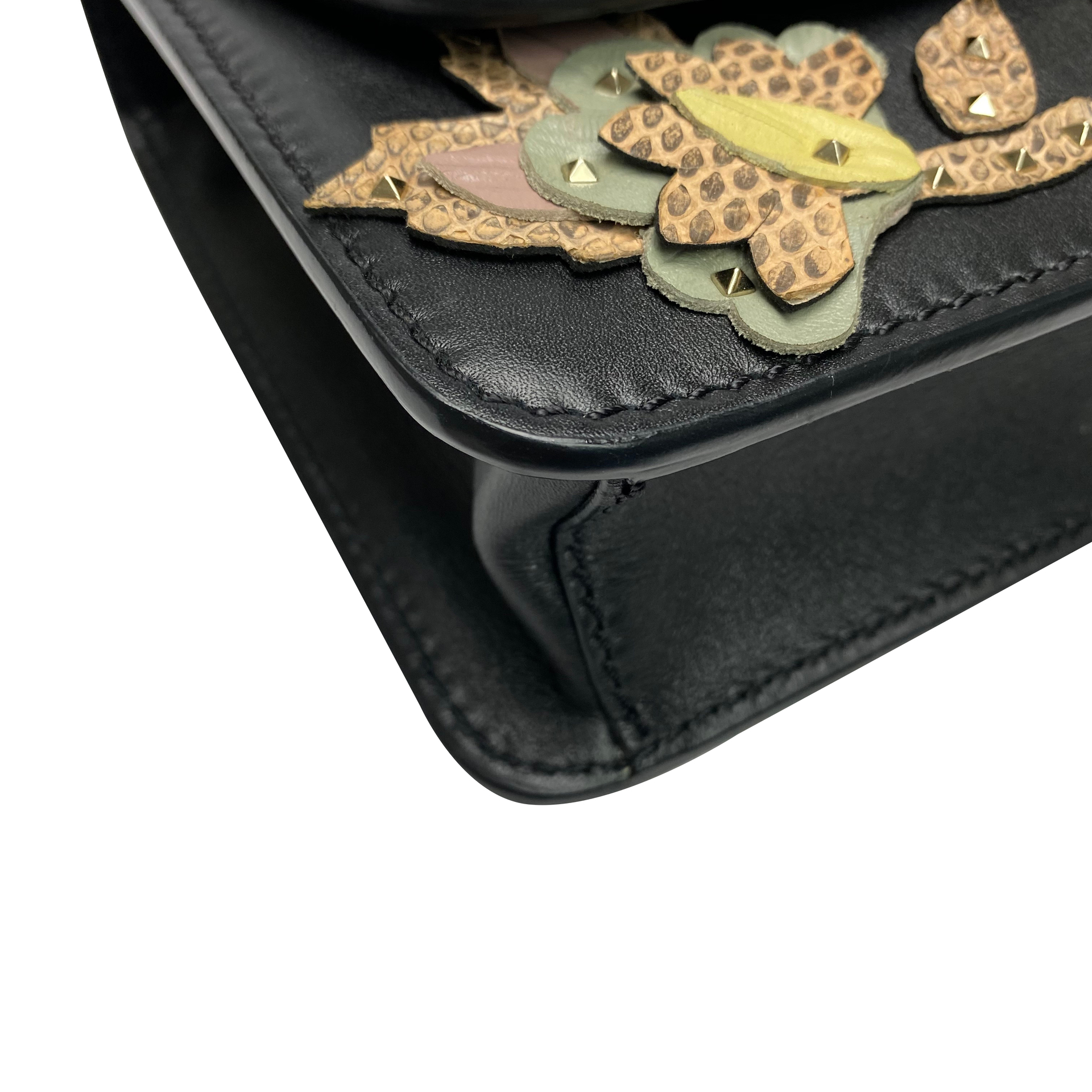 Bolsa Valentino Garavani Crossbody Preta