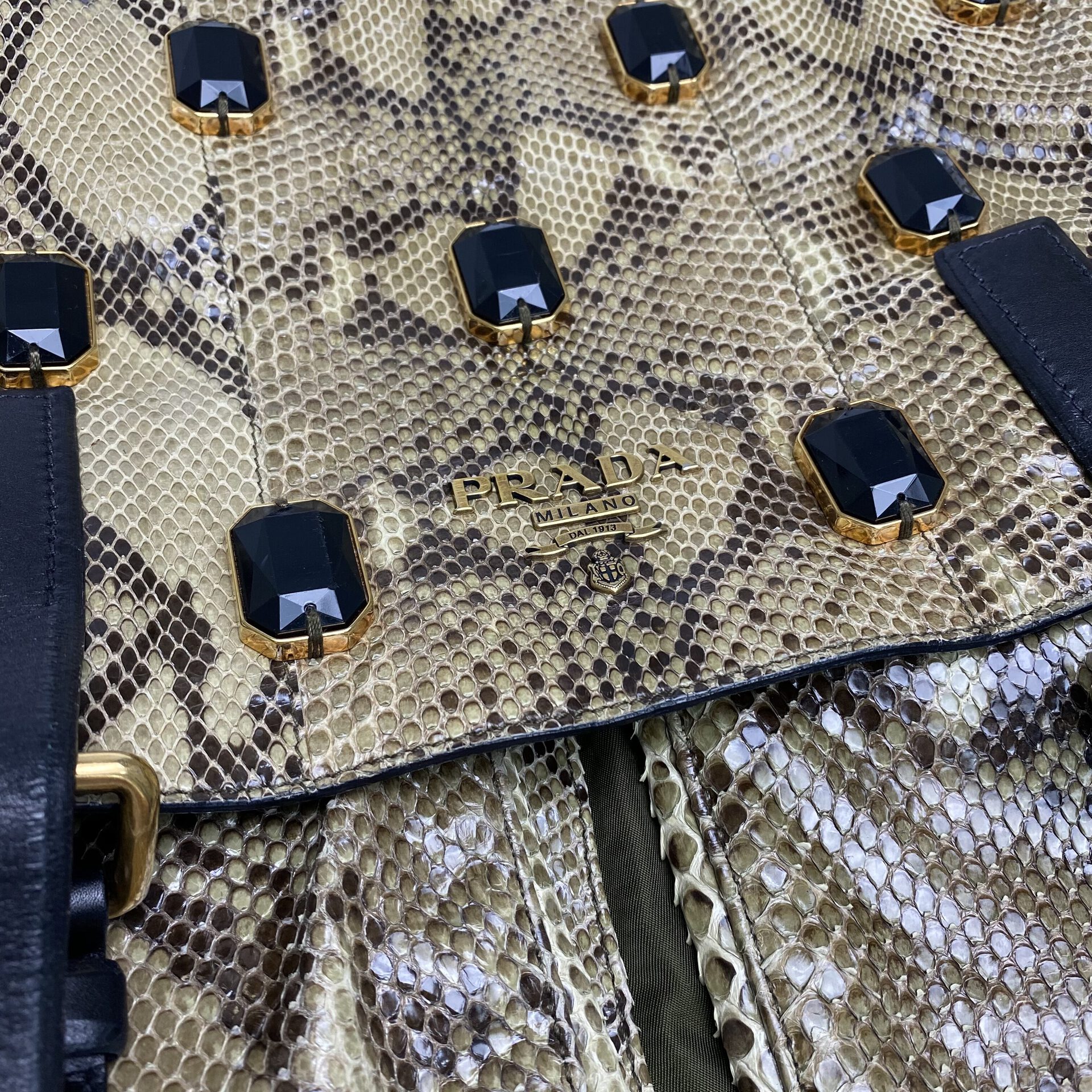 Bolsa Prada Vintage Python Jeweled