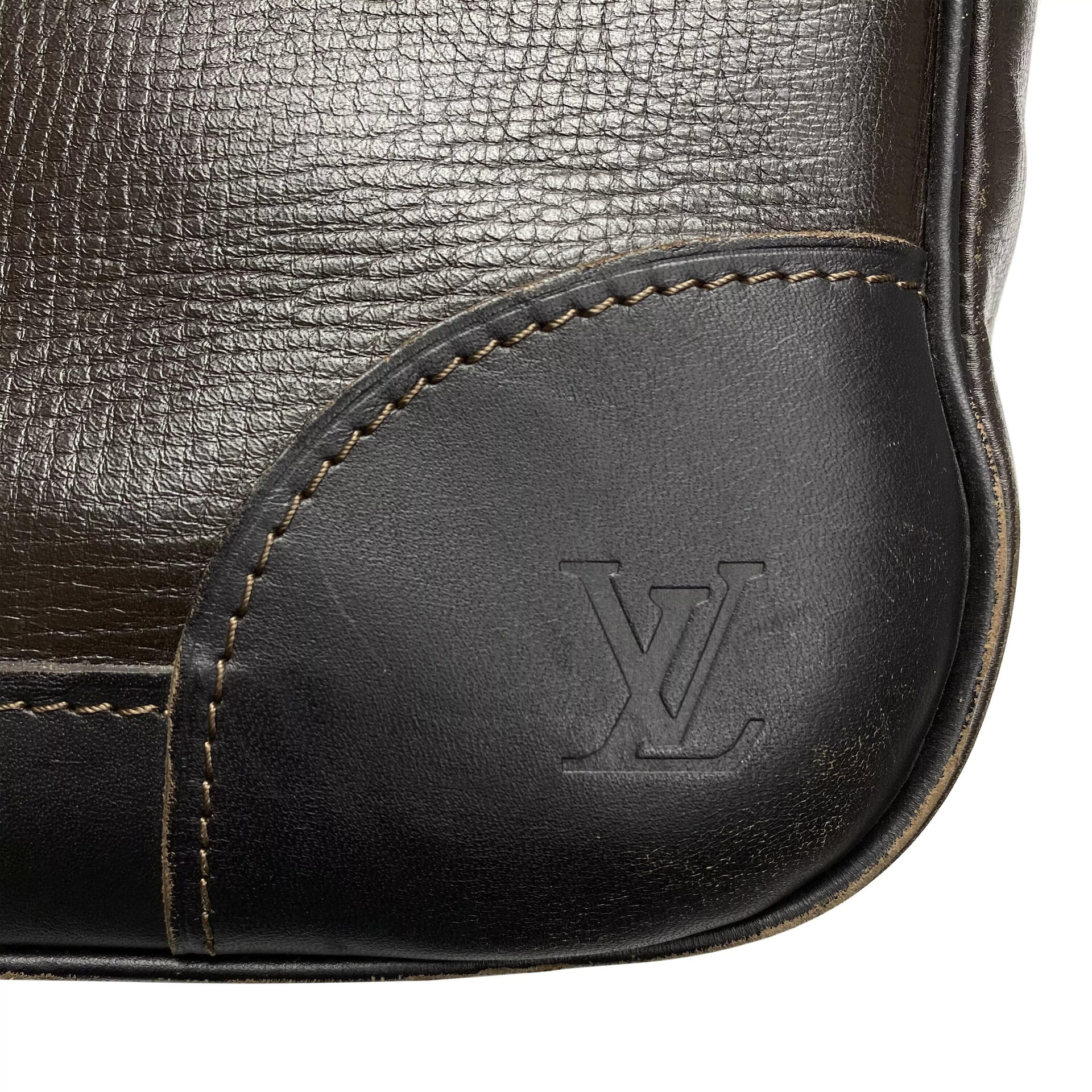 Pasta Louis Vuitton Utah Acoma Couro Marrom