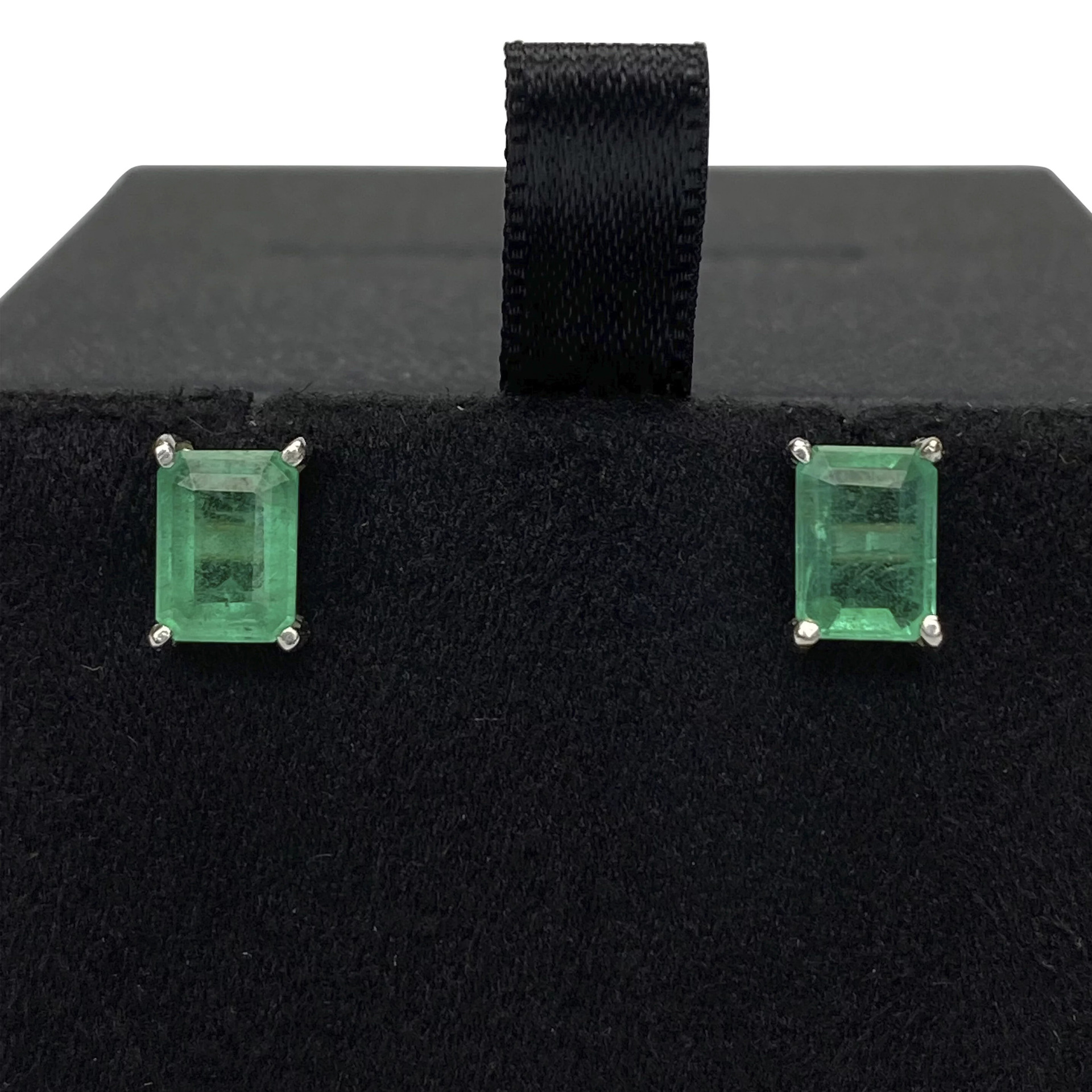 Par de Brincos Marcelo Pícaro Esmeraldas