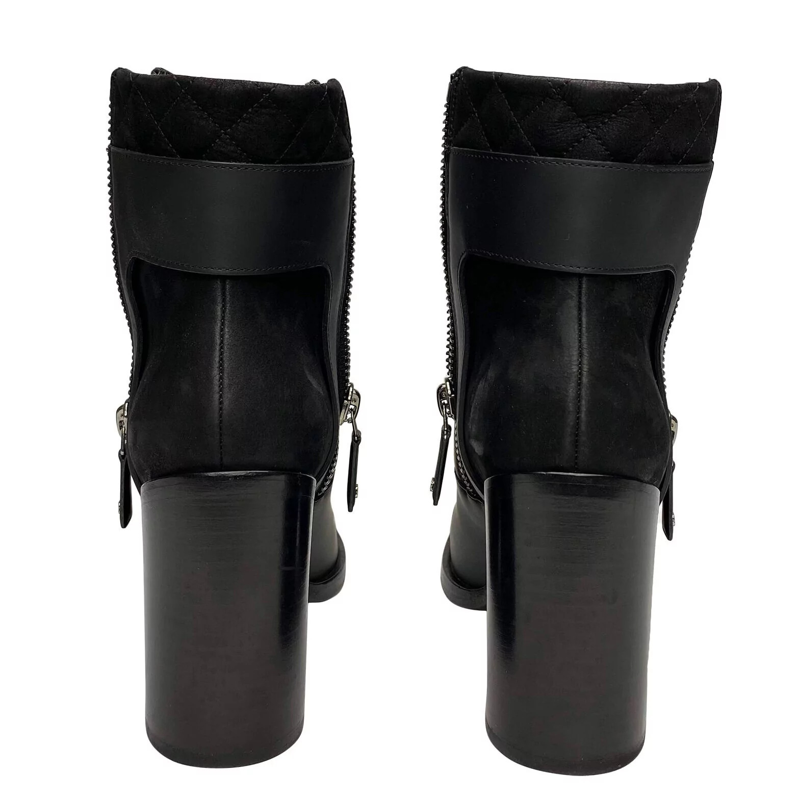 Bota Chanel Preta