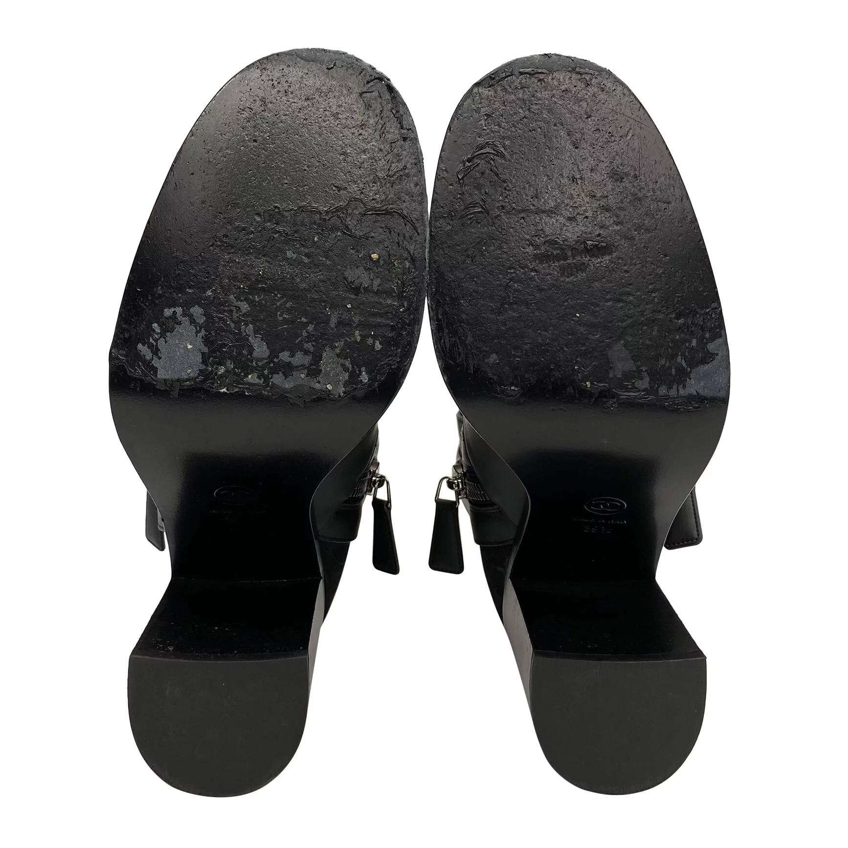 Bota Chanel Preta